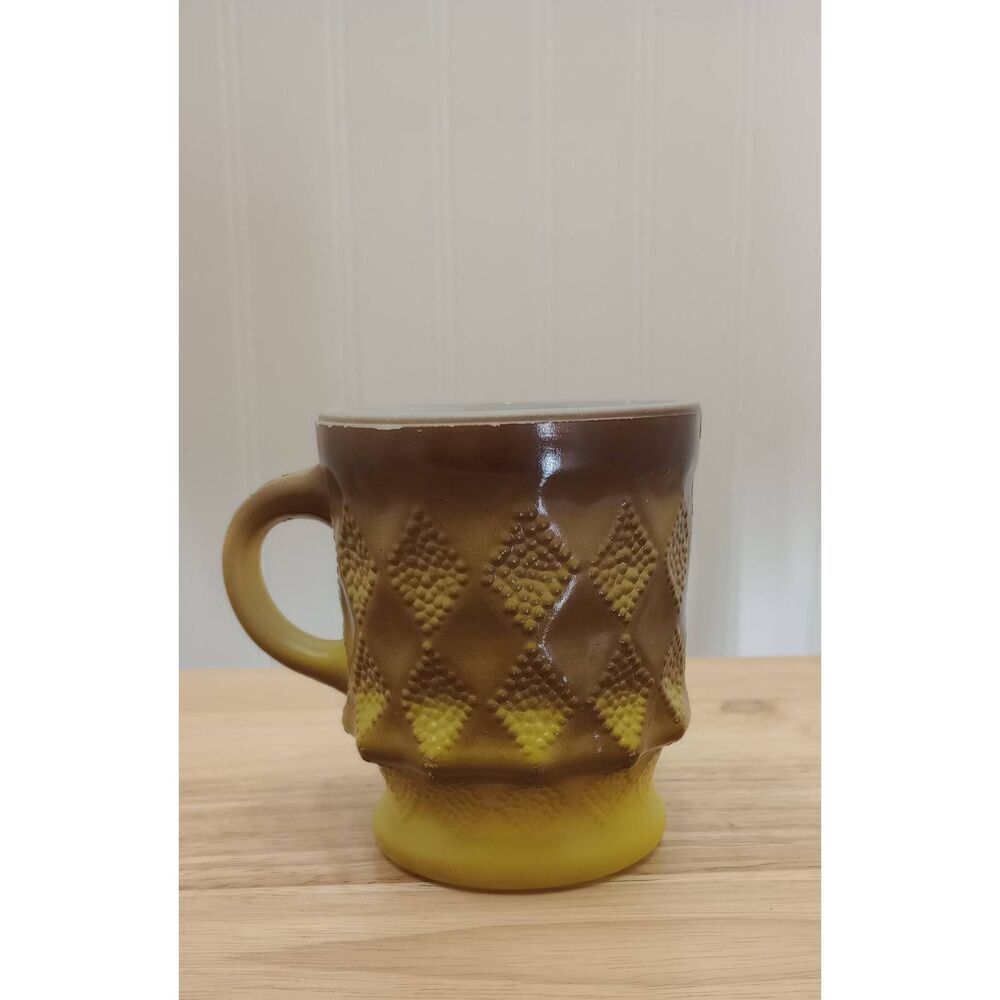 Vintage Anchor hocking, Fire King, kimberly, harvest Gold, ombre , diamond patte
